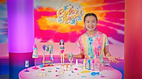 Barbie Color Reveal Tie Dye Fashion Maker With Color Reveal Dolls