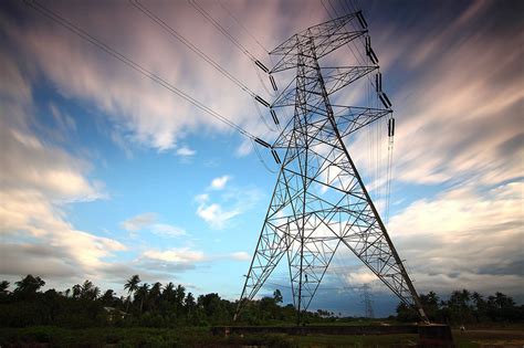 Awaria sieci energetycznej jak chronić naszą firmę przed taką awarią