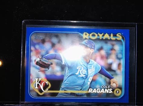 2024 TOPPS SERIES 1 Cole Ragans bordure bleue royale parallèle Kansas