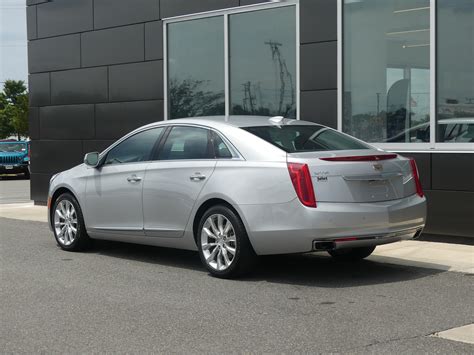 Pre Owned 2017 Cadillac Xts 4dr Sdn Luxury Fwd Front Wheel Drive 4dr Car H156875a