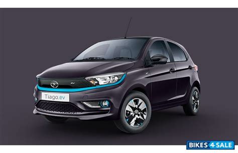 Tata Tiago Ev Xt Long Range At Price In India Onroad And Ex Showroom