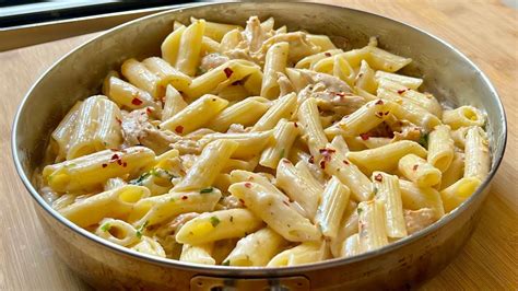 Easy Chicken Pasta In White Sauce Easy White Sauce Chicken Pasta