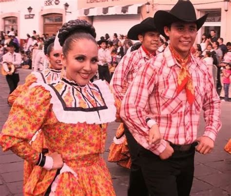 Trajes Típicos de los 32 estados de México