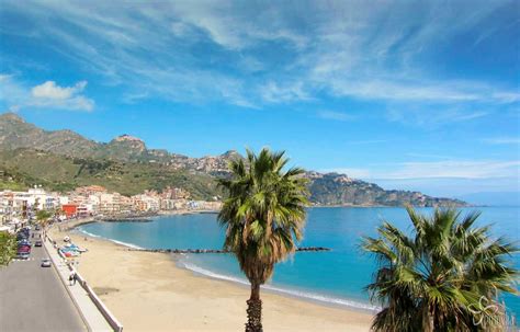 L isola che c é a Giardini Naxos Messina Post