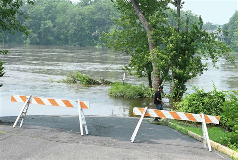 Ct Rain And Floods Ruining Crops Roadways