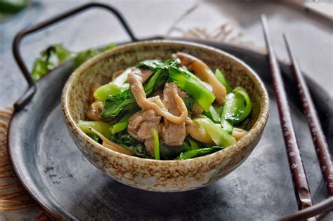 moo goo gai pan whats   recipe easy  china