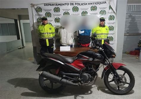 Dos Hombres Que Se Movilizaban En Una Motocicleta Robada Fueron