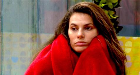 Dayane Mello Fuori Di Seno Doppio Incidente Hot In Poche Ore VIDEO