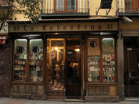 Книжные магазины в Париже – Le Mime