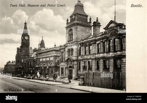 The Town Hall, Museum and Police Court - Bootle, Lancashire Stock Photo
