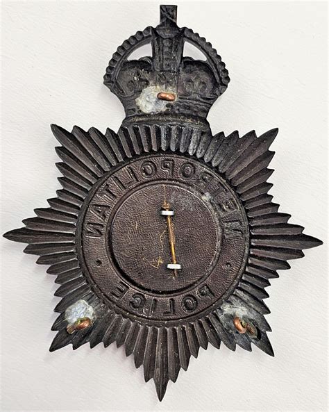 Metropolitan Police Night Helmet Badge Time Militaria