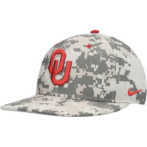 Nike Oklahoma Sooners Aero True Baseball Performance Fitted Hat Camo