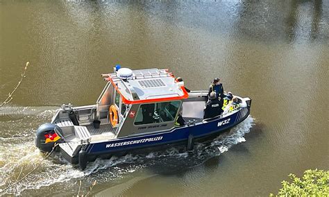 Lingen Paraffine In Dortmund Ems Kanal An Raffinerie Ausgetreten