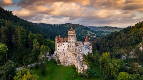 Visiting Bran Castle aka Dracula’s Castle: Everything You Need to Know