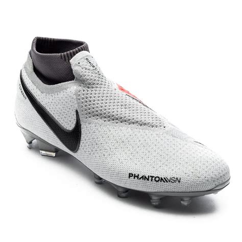 Bundle Of Nike Phantom Vision Elite Df Fg Raised On Concrete Pure