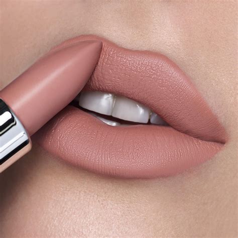 Guest List S Nude Matte Lipstick Runway Rogue Matte Nude