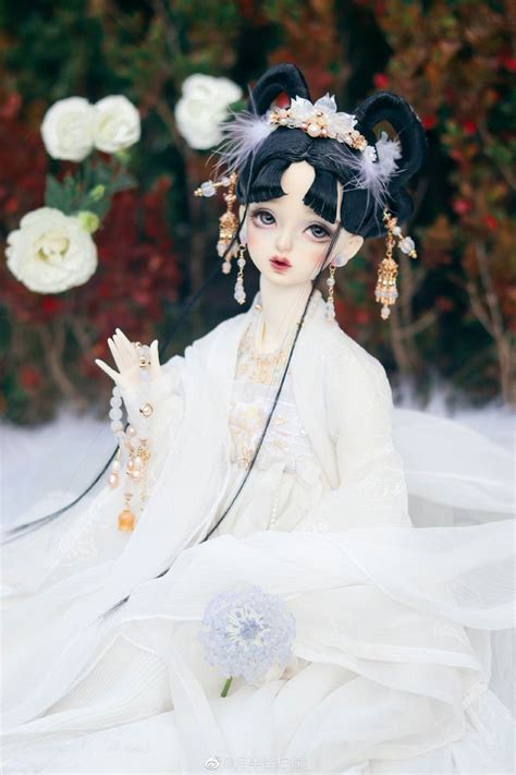 Ghim của Moonnnnn 1712 trên Doll Búp bê nghệ thuật Búp bê Vòng tròn