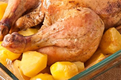 Recette gourmande Poulet rôti à lail et aux pommes de terre