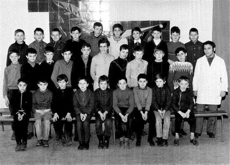 Photo De Classe Cm2 Joliot Curie De 1968 Ecole Joliot Curie Copains