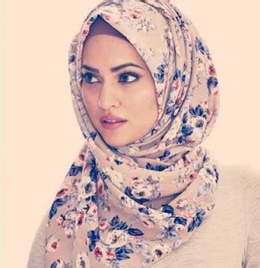 Latest Pakistani Summer Hijab Style And Designs For Girls