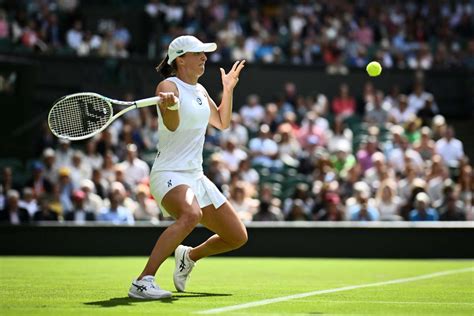 Iga Świątek bardzo szybko zameldowała się w 3 rundzie Wimbledonu