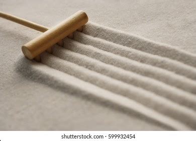 Closeup Zen Sand Garden Rake Stock Photo 599932454 | Shutterstock