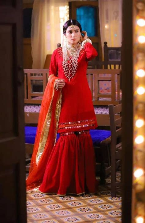 Most Gorgeous Photo Shoots Of Ayeza Khan Reviewit Pk Grara Dress