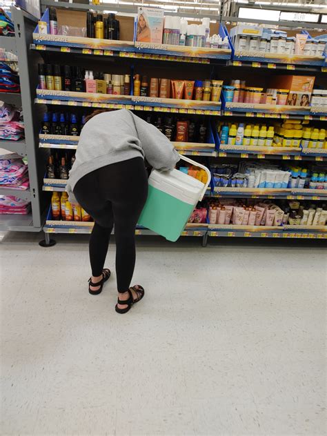 Tight Ass On This Babe Spandex Leggings Yoga Pants Forum