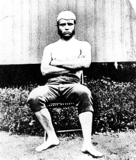 Fashion experts explain the long history behind sideburns women 21