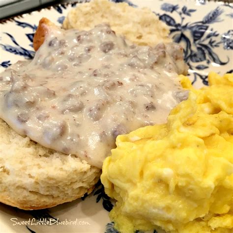 Calories Sausage Gravy And Biscuits at Marie Lynn blog