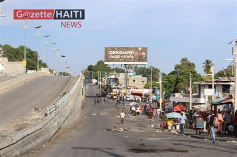 P Nurie De Carburant Matin E De Gr Ve Respect E Port Au Prince Et