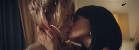 Naked Denise Richards In A Girl Is A Gun