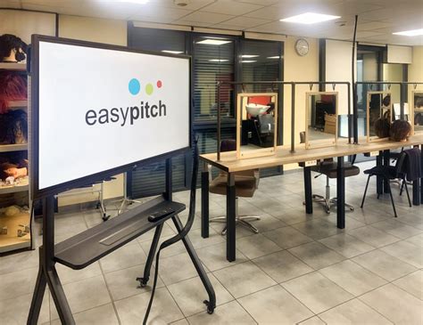 Des Crans Interactifs Easypitch Dans Une Cole De Formation Dans Lh Rault