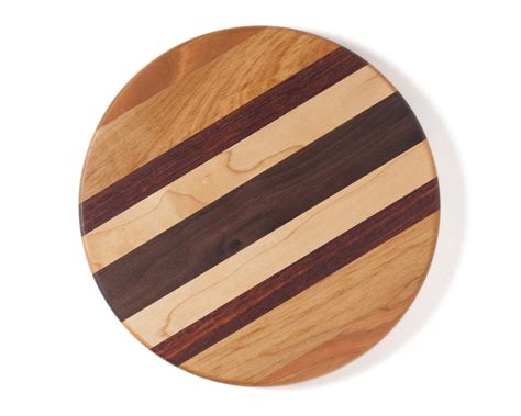 Kessler Woodworking Round Cutting Board The Artisans Bench