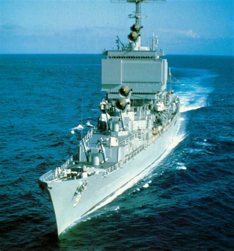 ファイルbow View Of Uss Long Beach Cgn 9 Circa In The 1960s Wikipedia