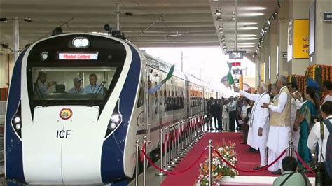 Pm In Gujarat Modi Flags Off Vande Bharat Express At Gandhinagar