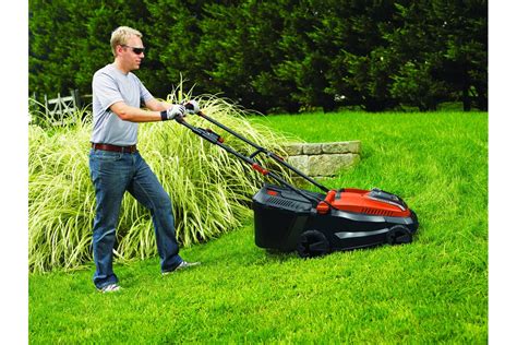 Аккумуляторная газонокосилка Black+Decker CLM3820L1 - выгодная цена ...