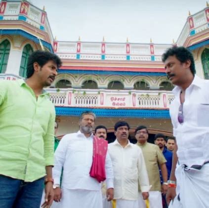 Clean and clear trailer for Sivakarthikeyan's Rajini Murugan.