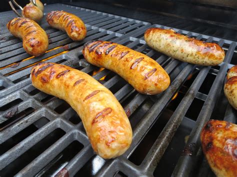 How Long to Cook Sausage on the Grill