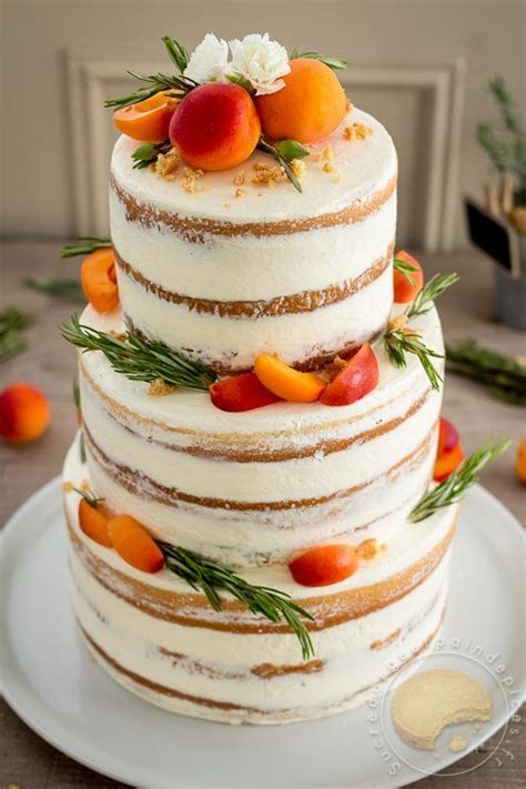 G Teau De Mariage De Trois Tages Fa On Naked Cake Compos De Couches