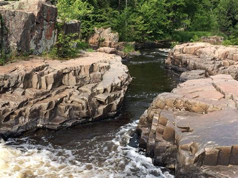 Walk Inside Ancient Volcanoes At Eau Claire Dells In Wisconsin Hiking