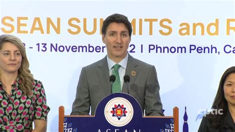 PM Trudeau Holds News Conference At ASEAN Summit In Phnom Penh