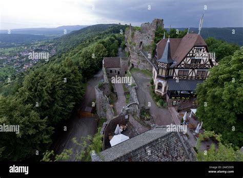 Saverne: Burg Hohbarr (Chateau du Haut-Barr), Elsass | usage worldwide ...