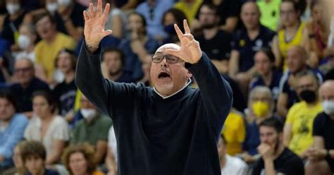 Basket Serie A2 Udine Esonera Coach Boniciolli Finetti Al Suo Posto