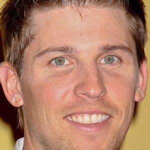 Denny Hamlin - Age, Family, Bio | Famous Birthdays