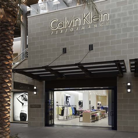 Outlet Near Me 9