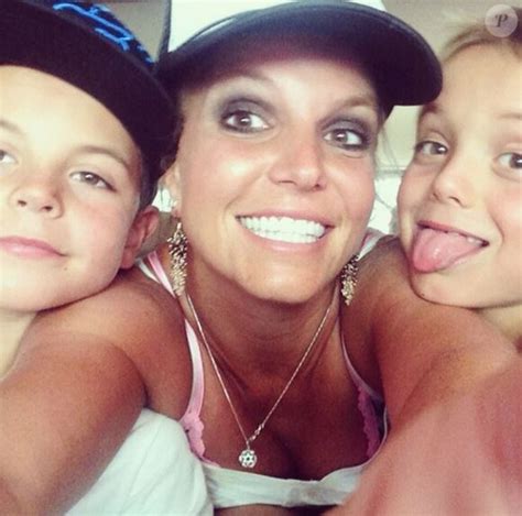 Vid O Britney Spears Et Ses Fils Sean Preston Et Jayden James Le