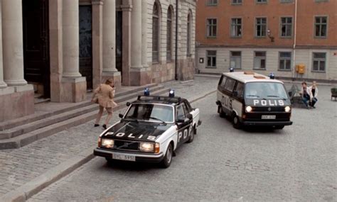 IMCDb org 1980 Volkswagen Kombi Polis T3 Typ 2 in Varning för