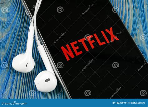 Netflix Application Icon On Apple IPhone X Screen Close Up Netflix App