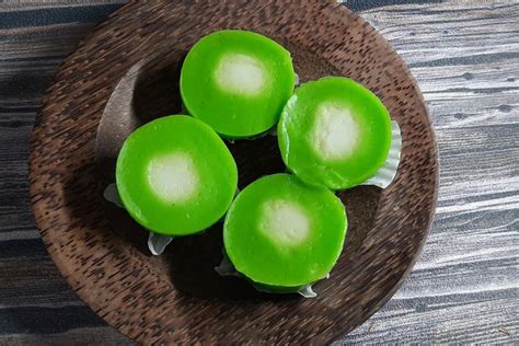 Resep Kue Nona Manis Pandan Yang Lembut Cuma Pakai 1 Telur